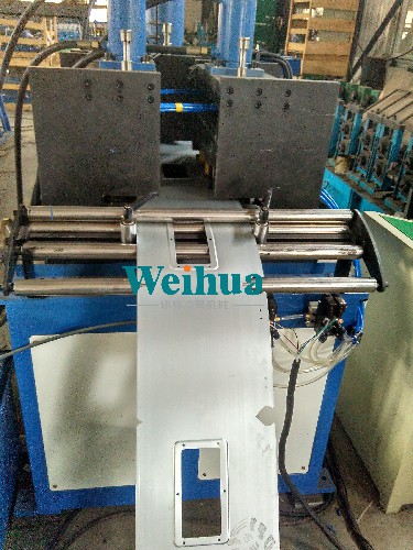 配電箱自動(dòng)生產(chǎn)線