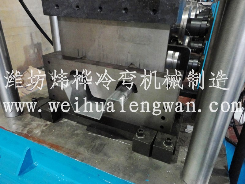 鋼板倉自動(dòng)生產(chǎn)流水線 鋼板倉自動(dòng)生產(chǎn)流水線