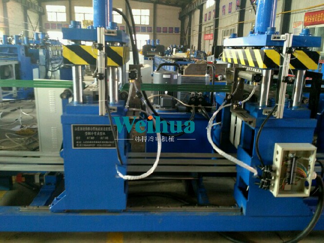 貨架生產(chǎn)設(shè)備 貨架層板自動(dòng)折彎?rùn)C(jī)--圖片IMG_20161228_113333_HDR.jpg